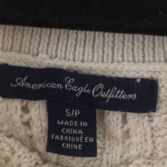 Awesome American Eagle Sweater! - Picture 3 of 3